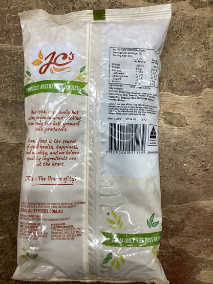 Whole green lentils