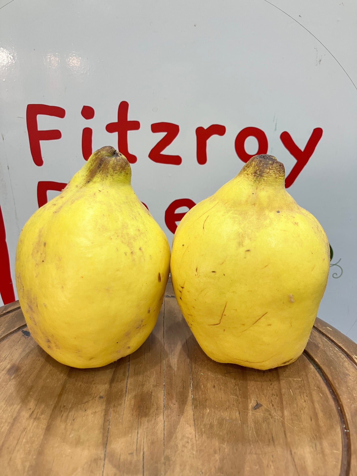 Quince 2500 g