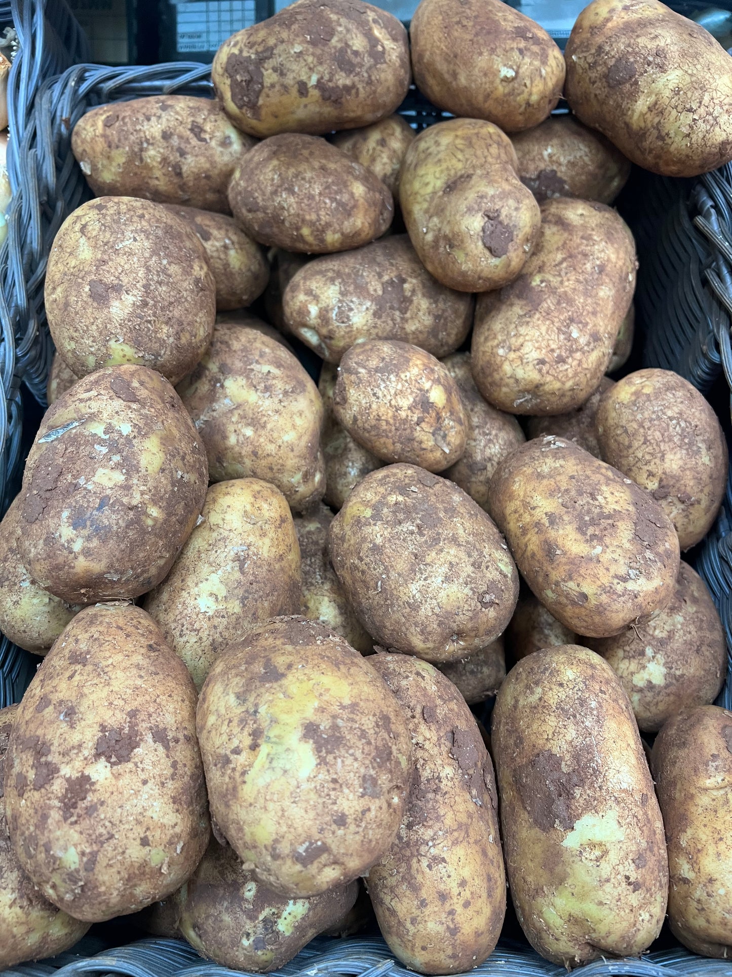 Brushed potato approx 500 g